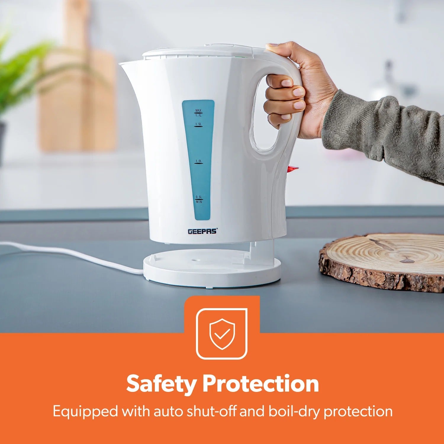 GK38029 - 1.7L Rapid-Boil Cordless White Electric Kettle